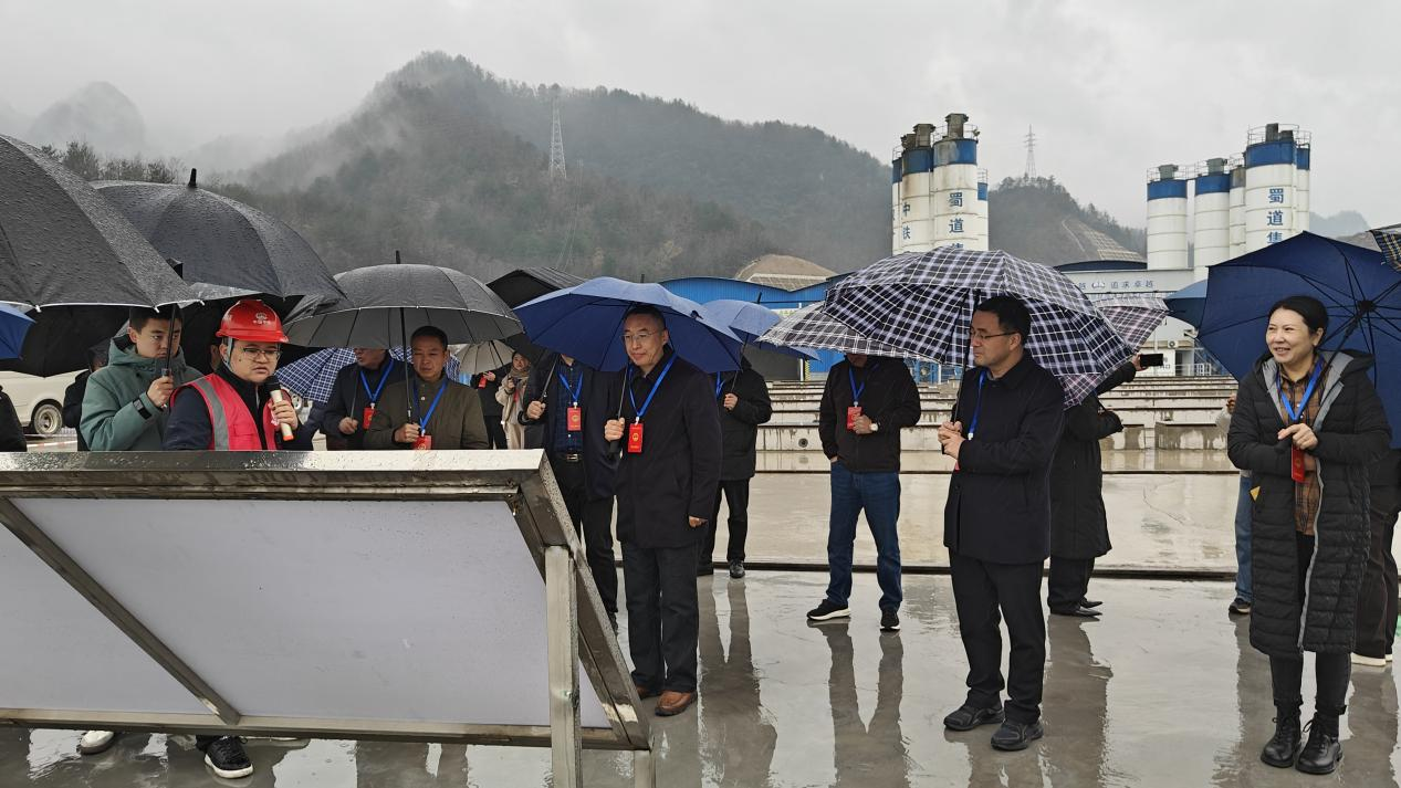 2025121617292003.png 图片1.png