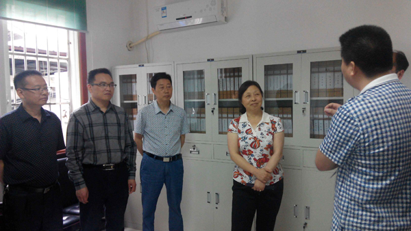 武斌副主任调研基层食品药品监管能力建设，强调：坚持改革 加强统筹 确保广大群众舌尖上的安全